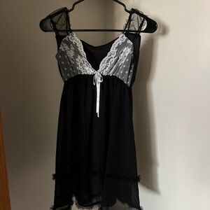 Elegant Black and White Lace Nightgown